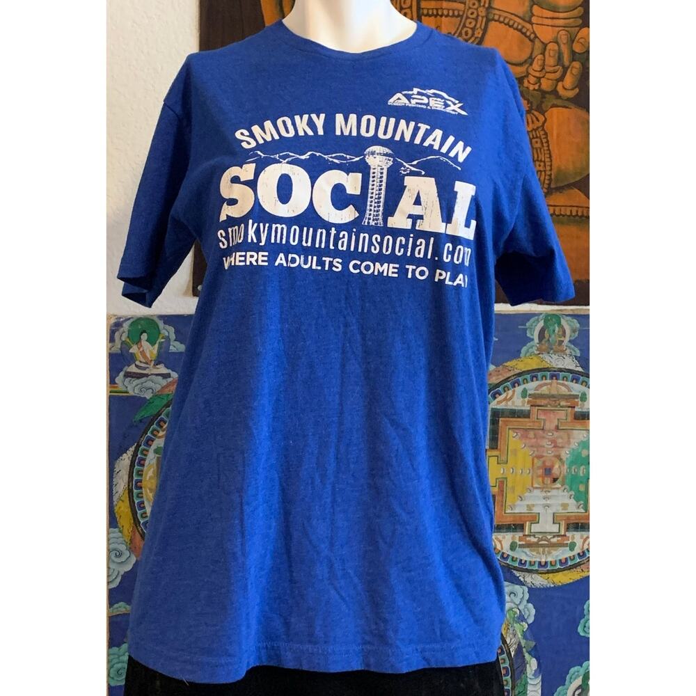 Smoky Mountain Social Club blue tshirt sz M